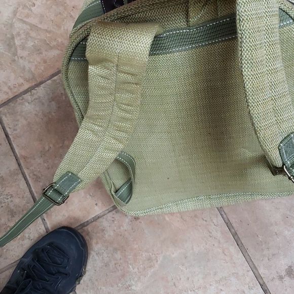 Picnic at Ascot Picnic for TWO! Olive Green - Picture 3 of 6